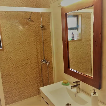 Abrigo Nortadas Kır Evi Vila do Bispo
